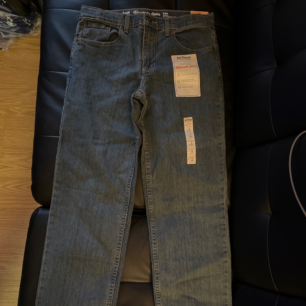 Urban Pipeline Jeans NWT size 16